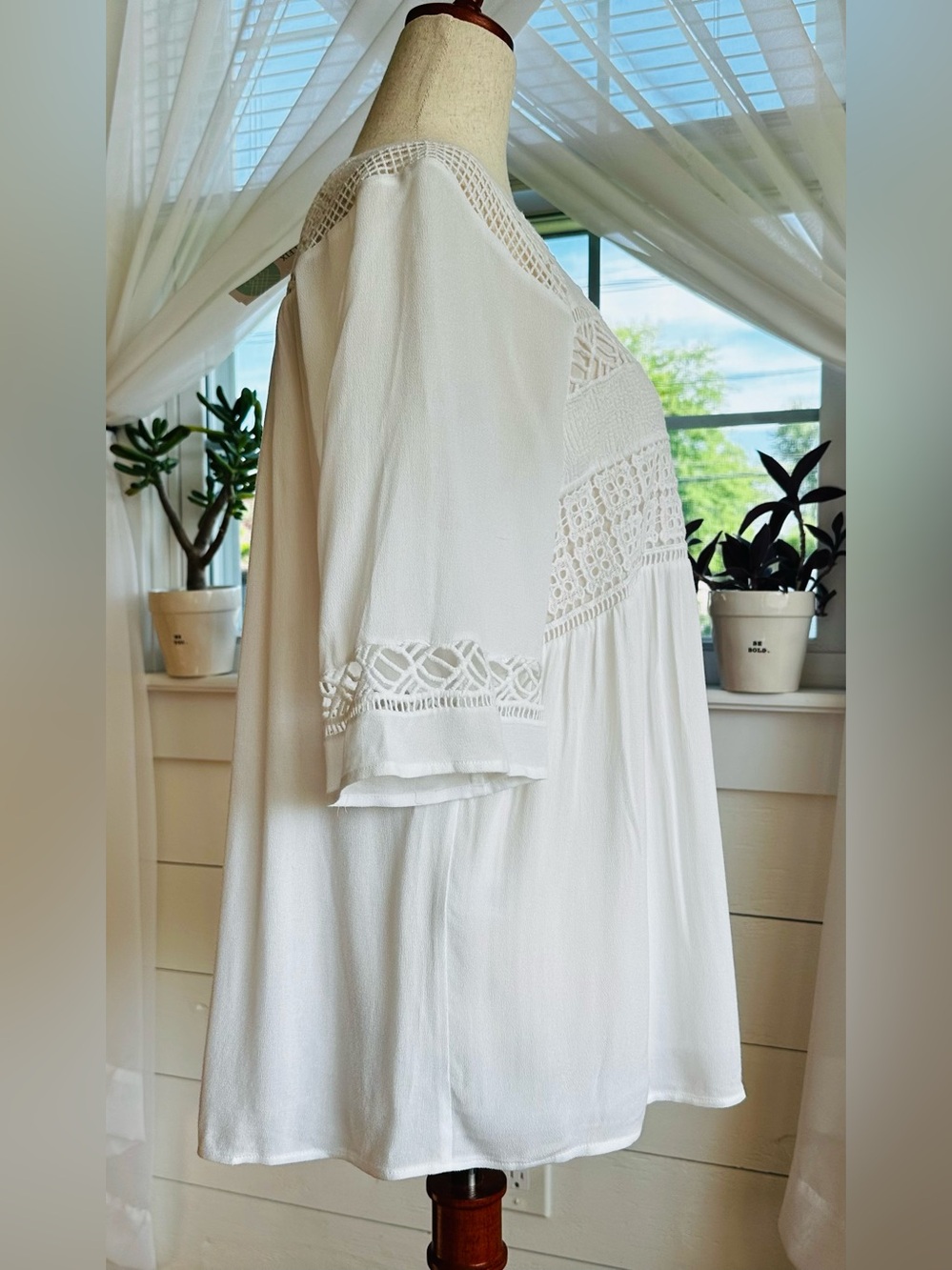 Pale Sky White “Levana" Crochet lightweight, bohemian-style peasant blouse. - Picture 6 of 9